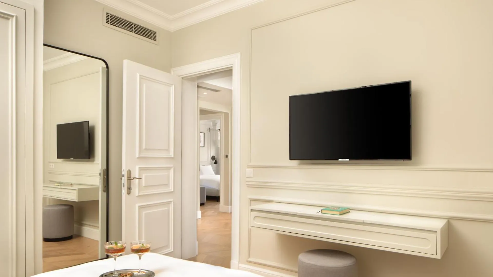 Vucino Suites Istanbul Hotel
