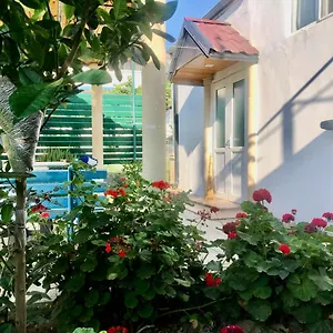 https://baku-primorski-poselock-buzovna.aboutbakuhotels.com