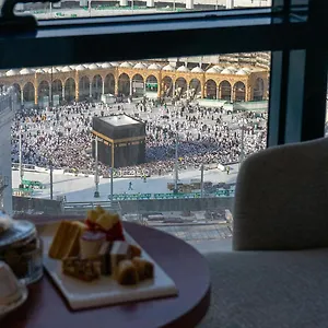 ***** فندق الصفوة البرج الأول المملكة العربية السعودية